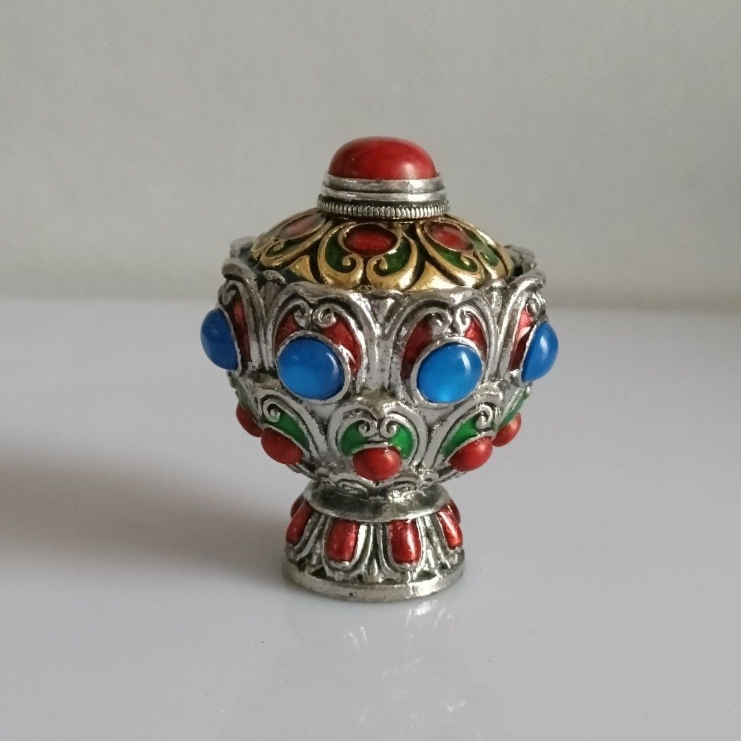 Vintage Collectible Bottles - Colección de Antigüedades Vintage, Estilo Étnico,
